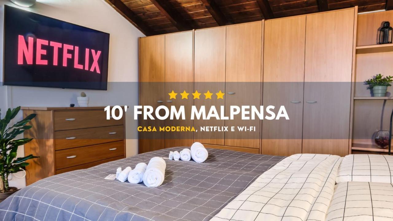 10' From Malpensa Casa Moderna, Netflix & Wi-Fi Lejlighed Casorate Sempione Eksteriør billede